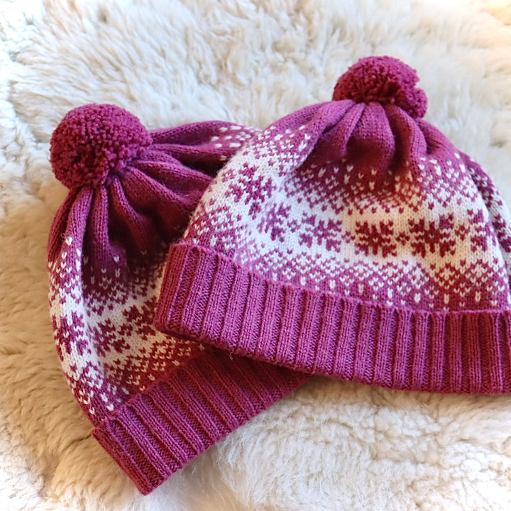 Alpaca wool pom-pom hat