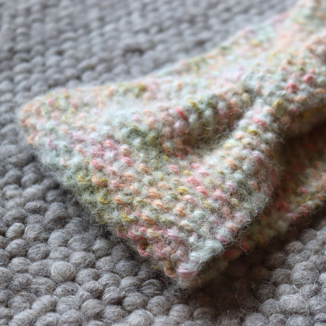 Headband with a bow