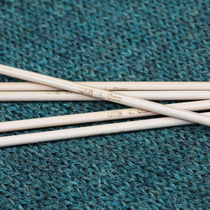 Bamboo knitting needles