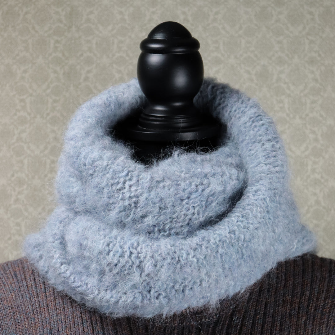 Soft alpaca wool infinity scarf - Puffy