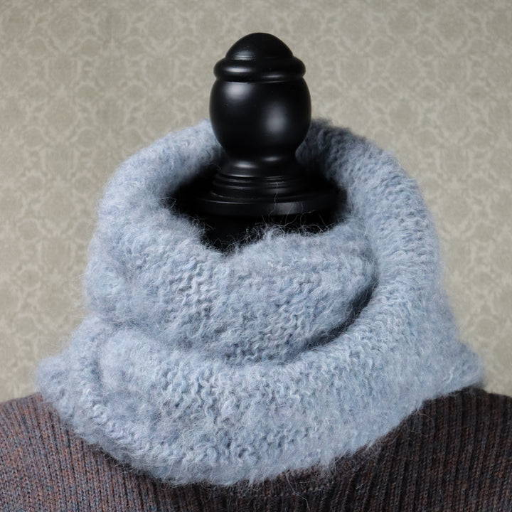 Soft alpaca wool infinity scarf - Puffy