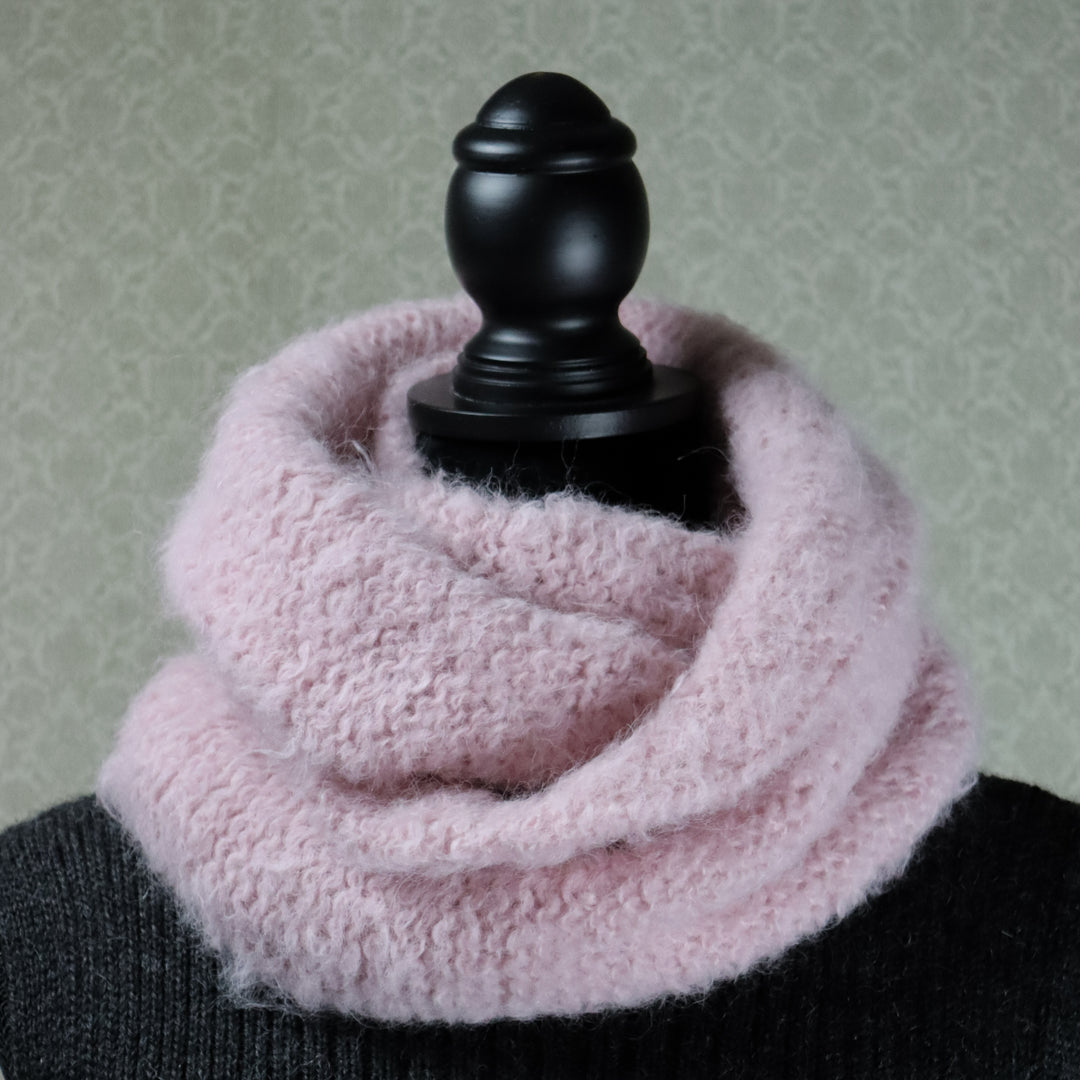Soft alpaca wool infinity scarf - Puffy