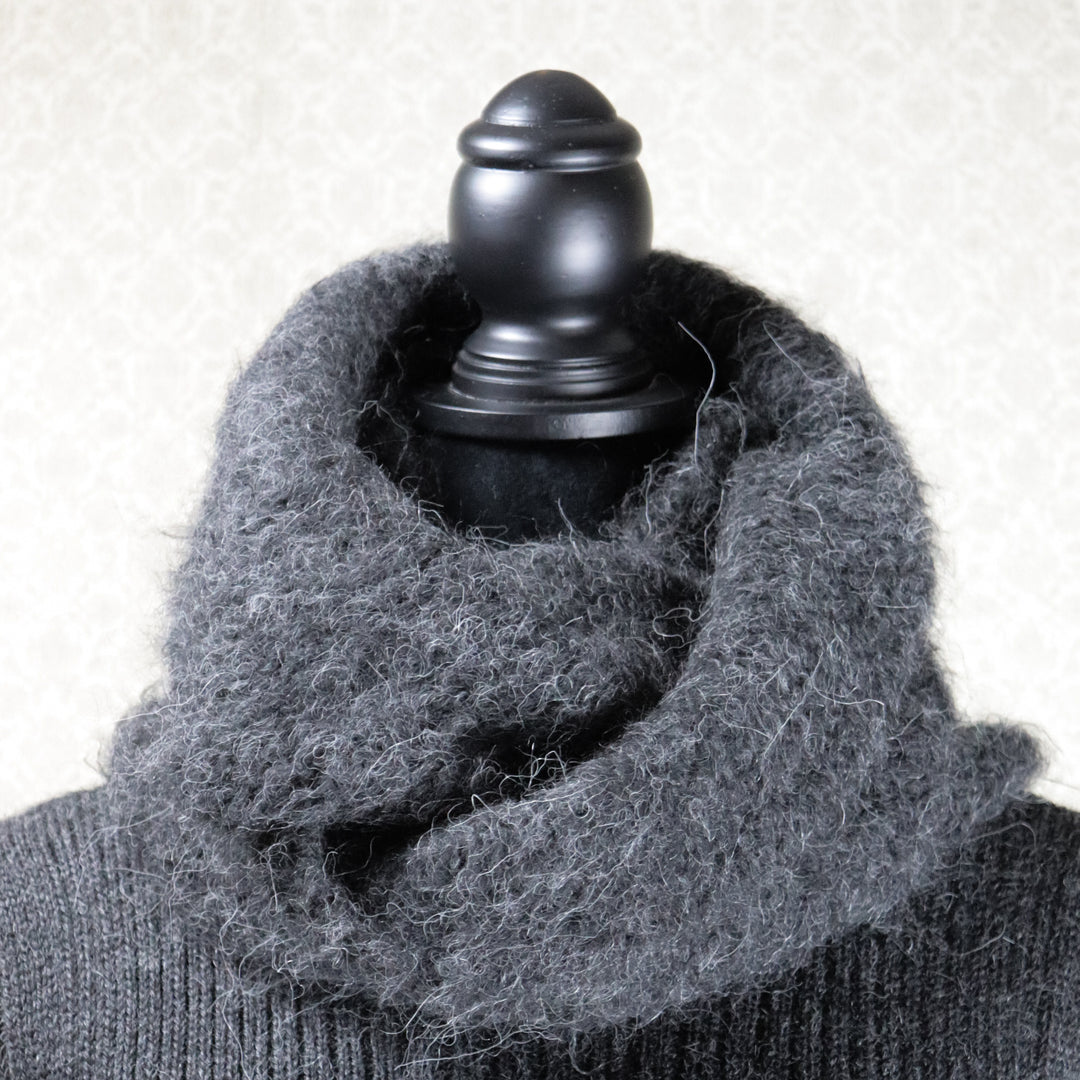 Soft alpaca wool infinity scarf - Puffy