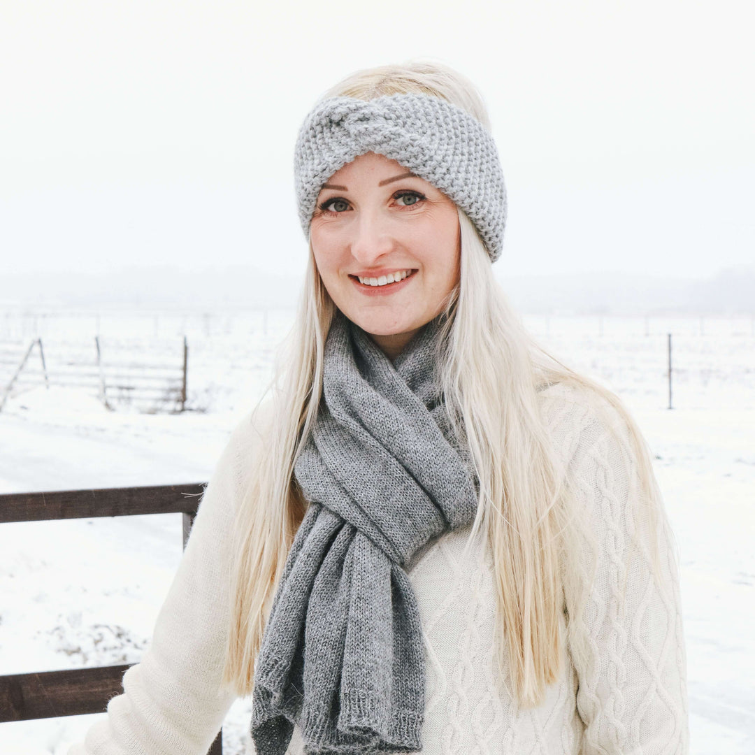 Two in one: poncho-scarf