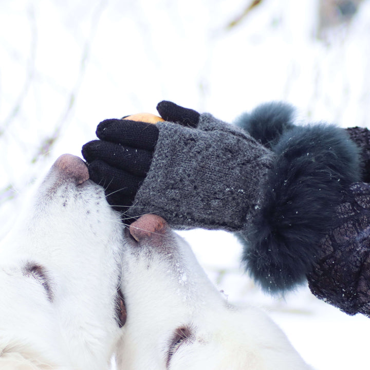 Baby alpaca wool fingerless gloves