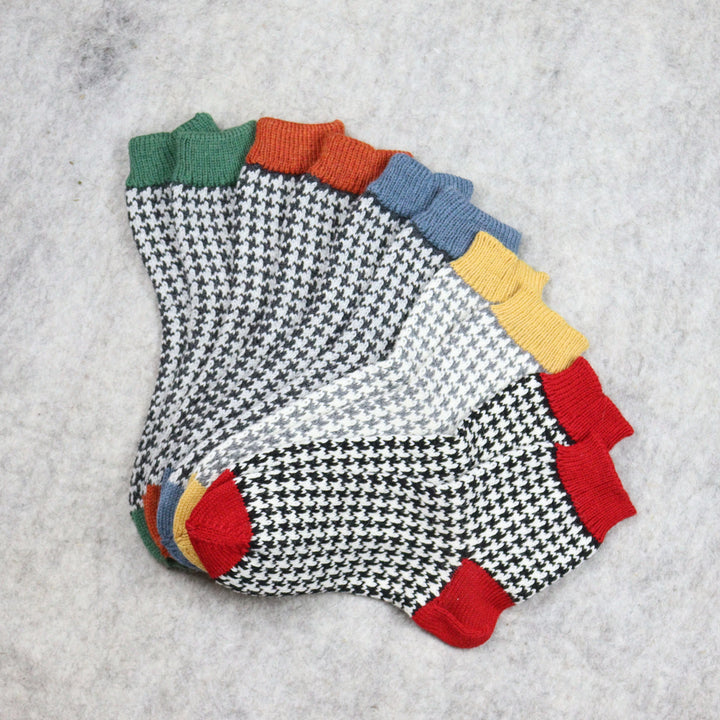 AVAILABLE AGAIN! Retro socks