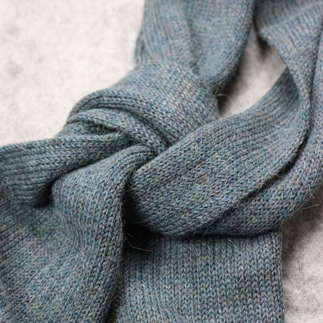 Long scarf