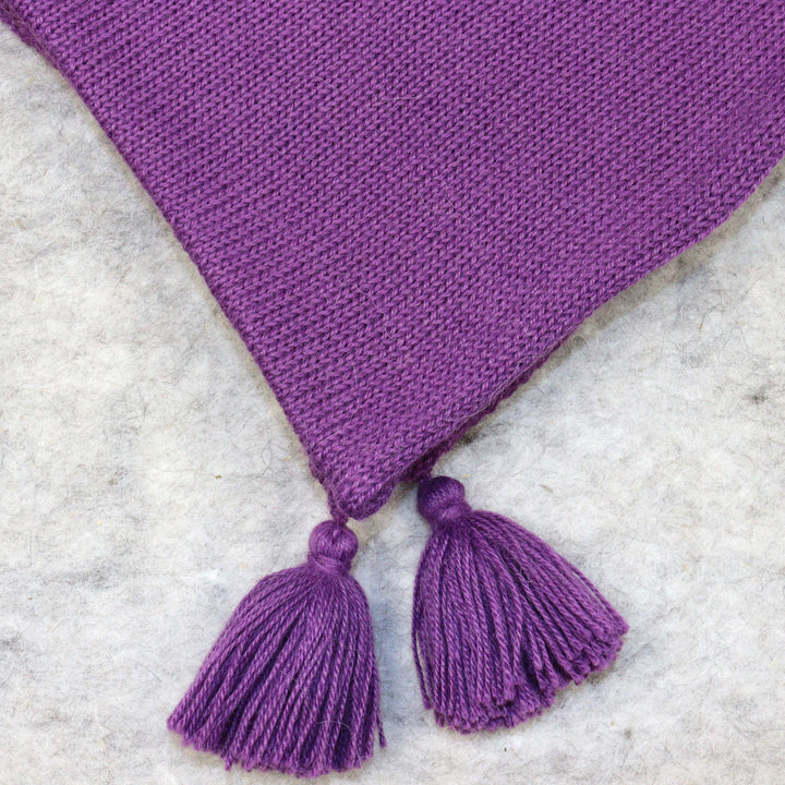 Two in one: poncho-scarf